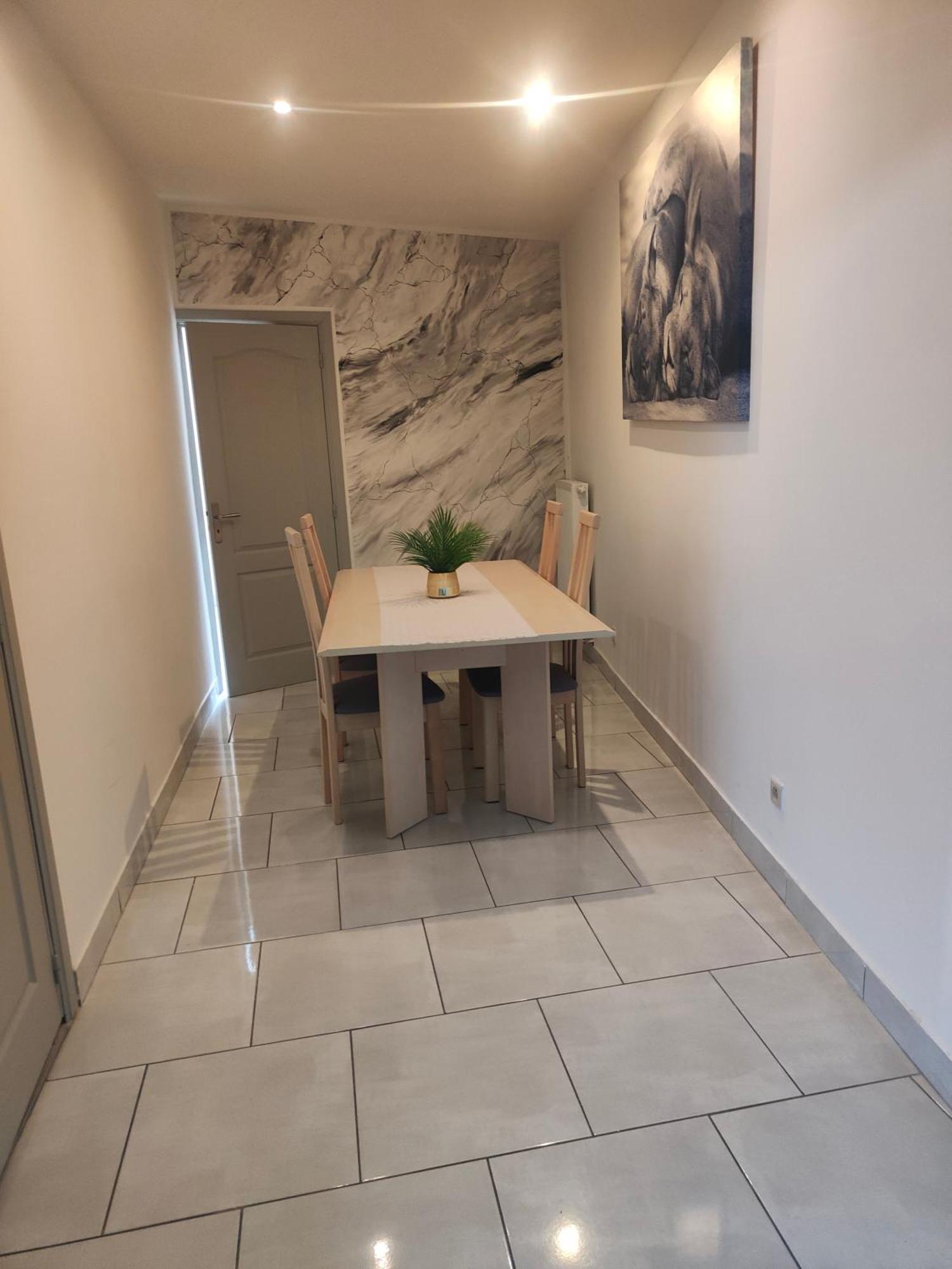 Bel Appartement Confortable Mons Exterior photo